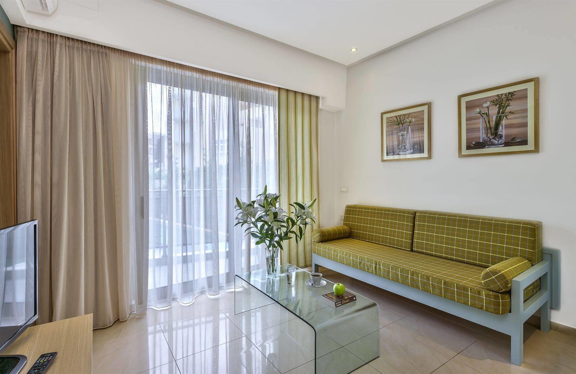 Leonidas Hotel&Apartments Rethymno Exterior foto