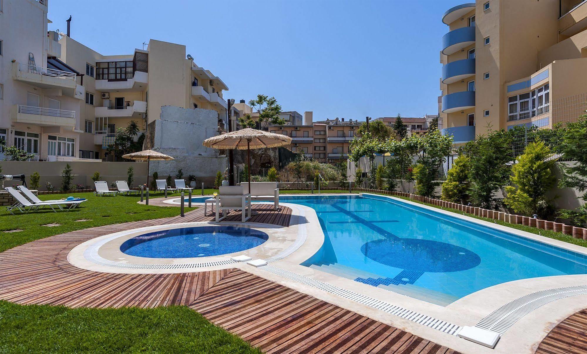 Leonidas Hotel&Apartments Rethymno Exterior foto